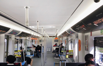 溫州地鐵品牌內包車(chē)廣告