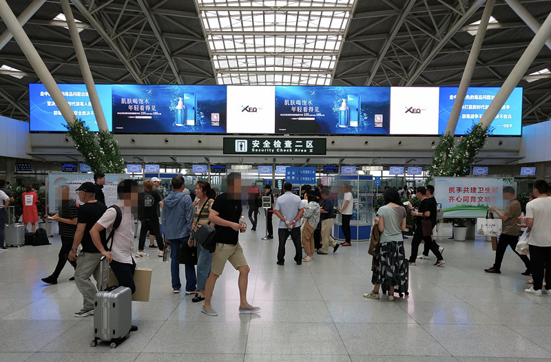 方程式濟南機場(chǎng)廣告