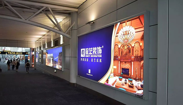 廣州機場(chǎng)燈箱廣3