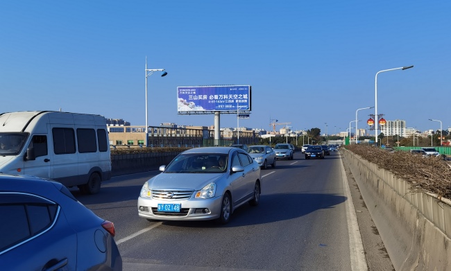 佛山南海謝疊大橋高速高桿大牌廣告投放，佛山大牌廣告價(jià)格